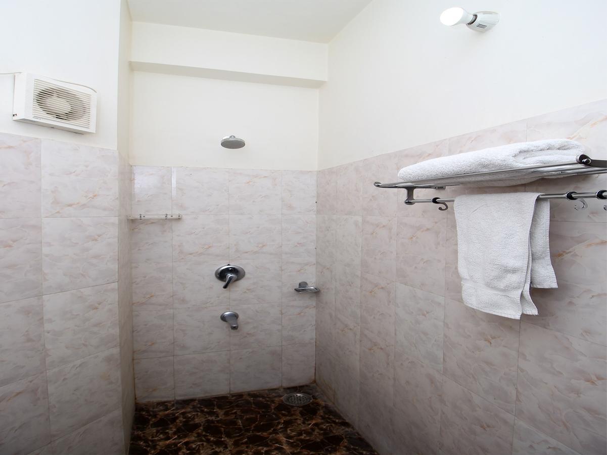 Oyo 1143 Hotel Rdb Palace Dźajpur Zewnętrze zdjęcie